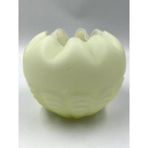 VTG CONSOLIDATED GLASS CO. Uranium Glass  Satin Glass Rose Bowl Seashell Designs